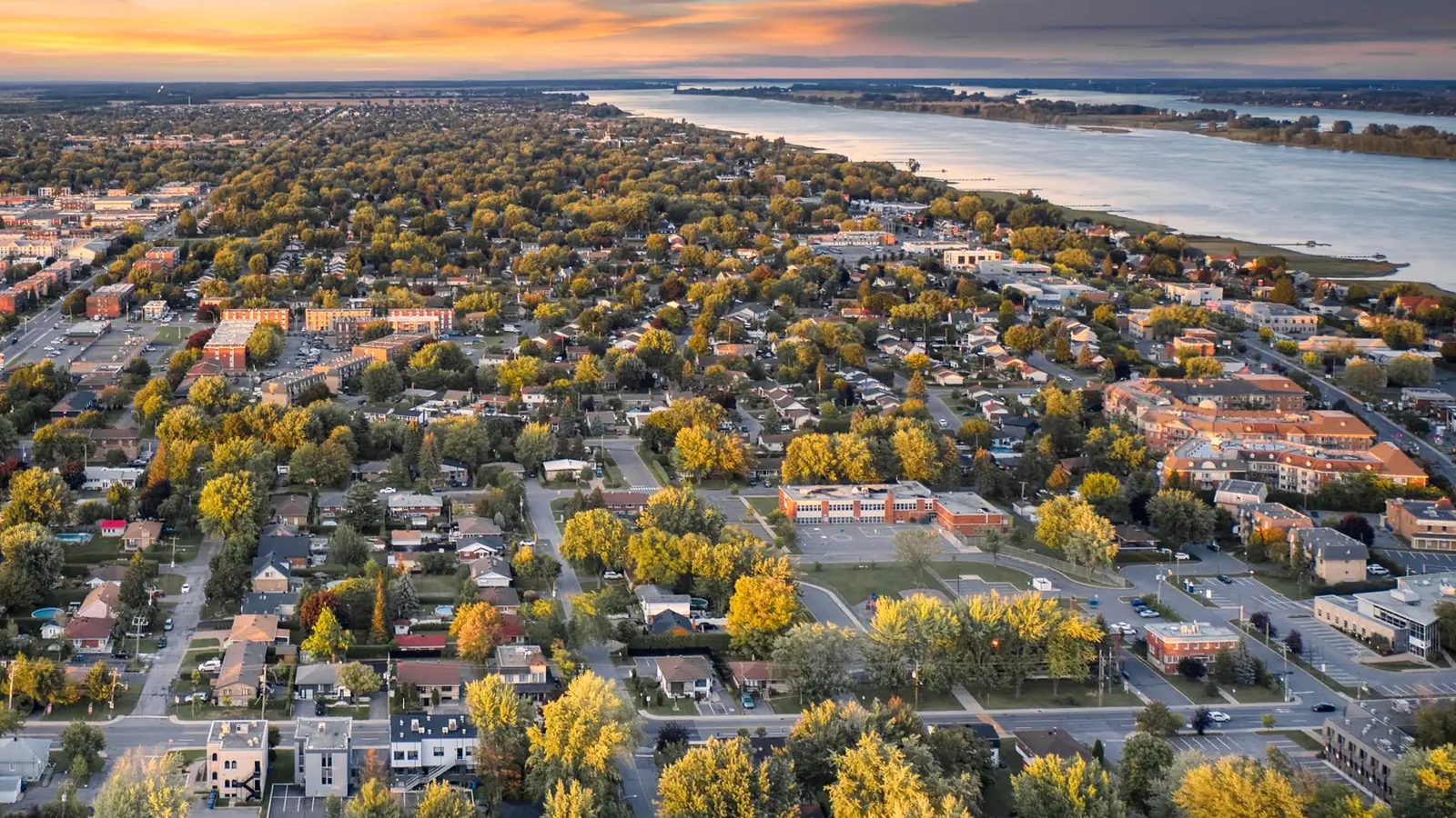 Repentigny en images : un coin de la ville (Lanaudière)